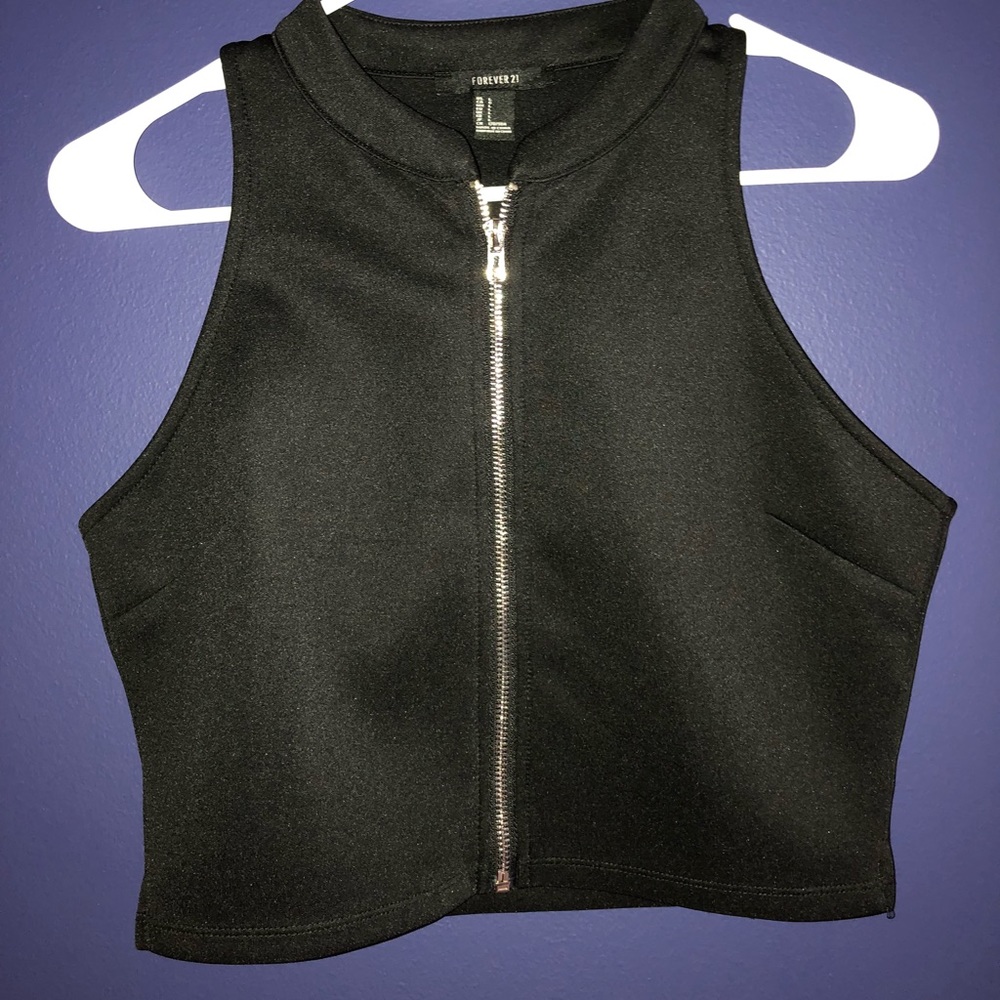 Black high neck crop top